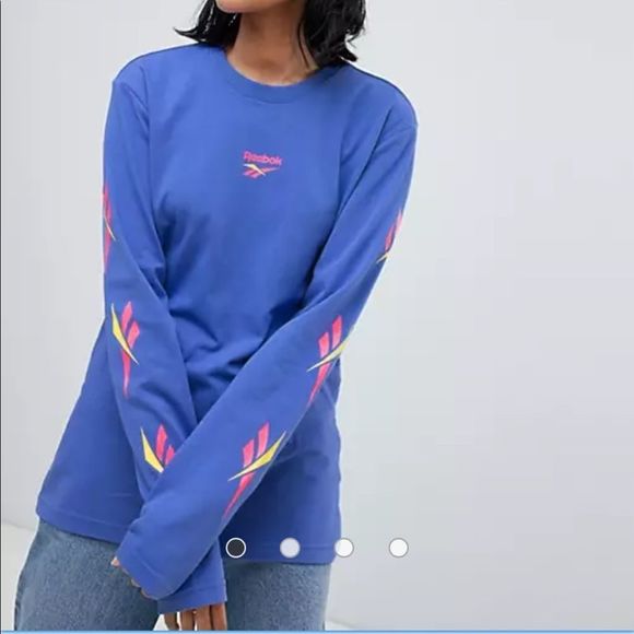 Reebok Long Sleeve T-Shirt With Vector Logo Sleeve - Picture 4 of 9